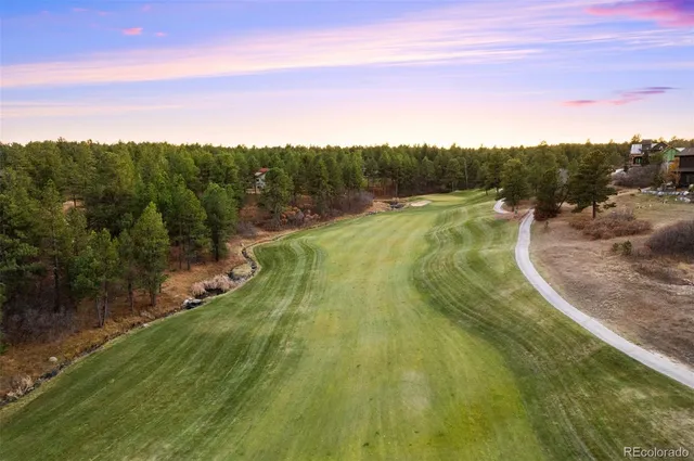 a view of an outdoor space and a yard