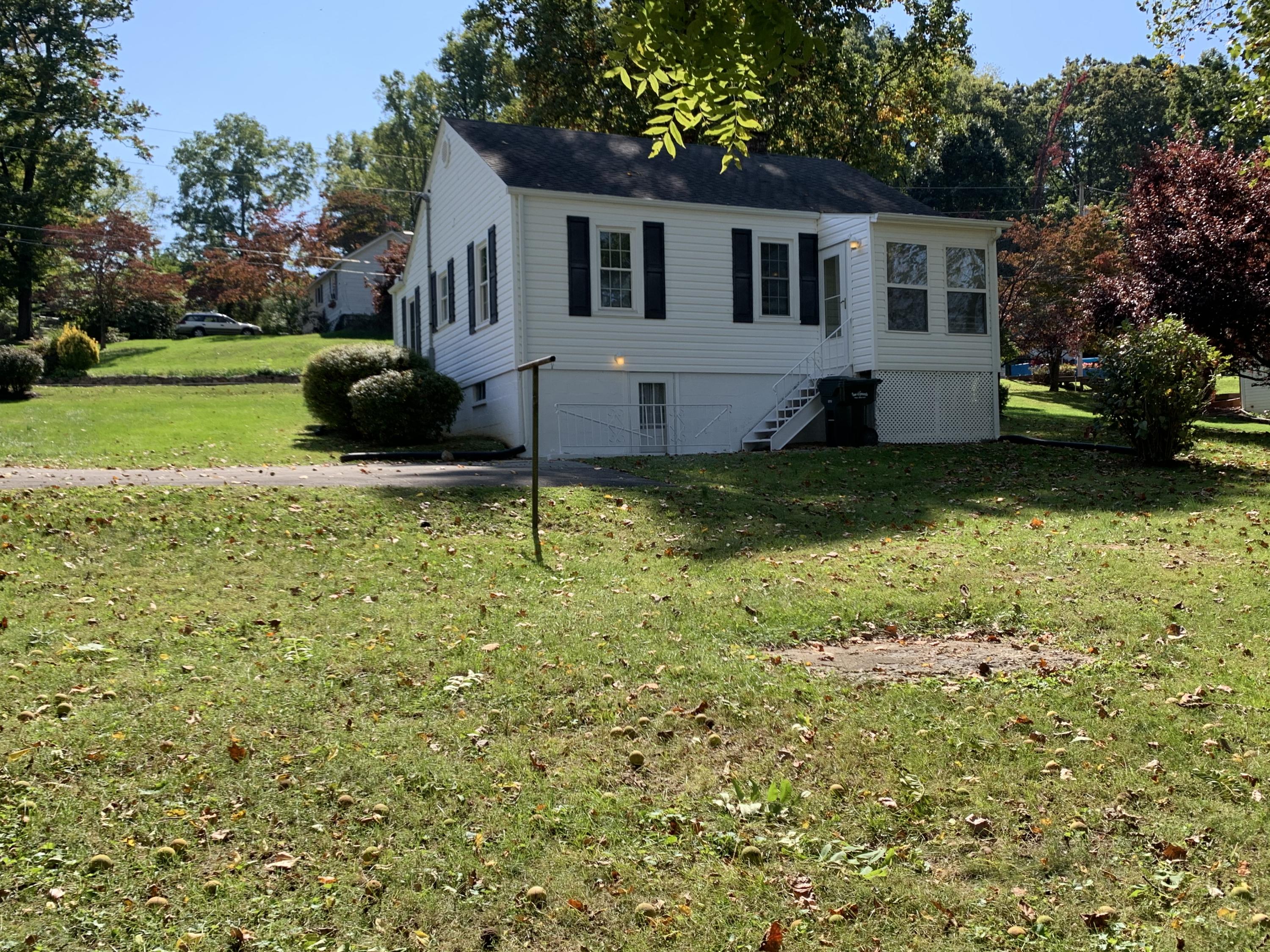 1243 Robinhood Road Greeneville, TN 37745 - Photo 30 of 33 IMG_8634
