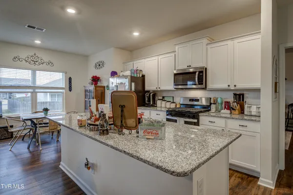 $405,000 | 5581 Wildlife Circle, Piney Flats, TN 37686