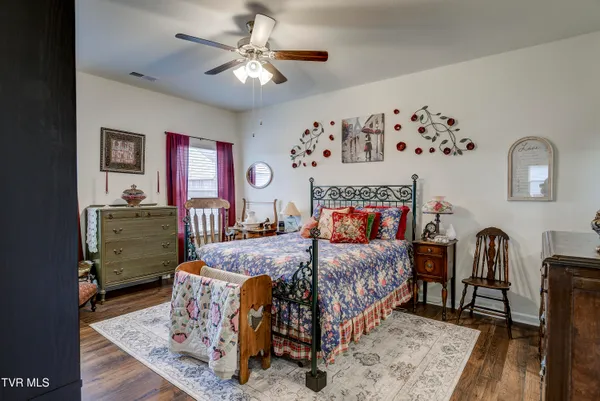 $405,000 | 5581 Wildlife Circle, Piney Flats, TN 37686
