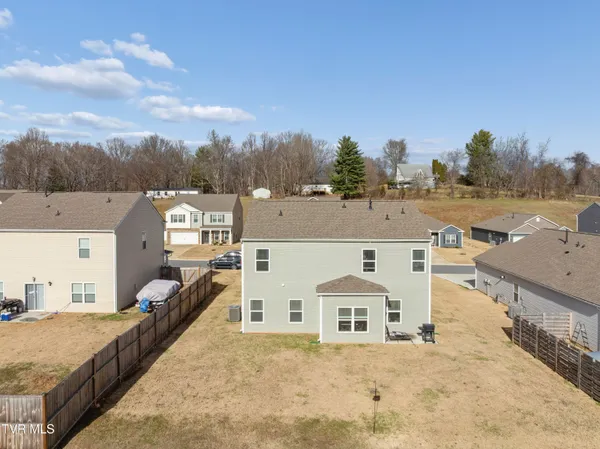 $405,000 | 5581 Wildlife Circle, Piney Flats, TN 37686