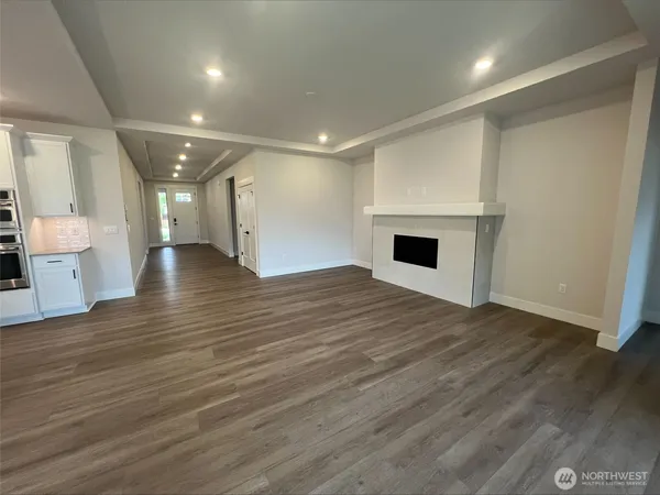 $839,990 | 596 Thompson Drive, Enumclaw, WA 98022