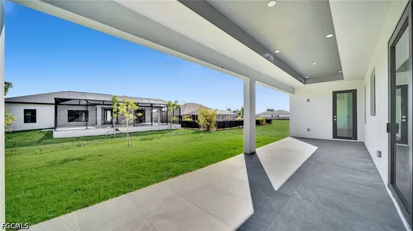 $2,700 | 1521 Northwest 37th Avenue, Cape Coral, FL 33993