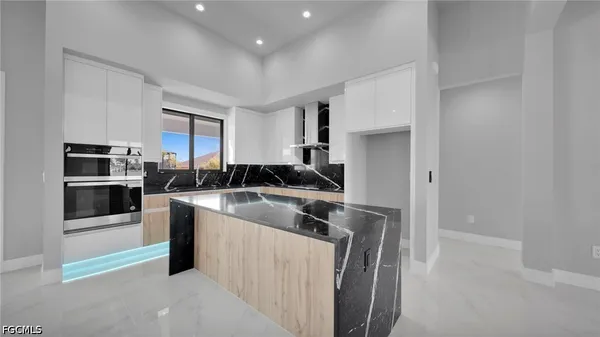 $2,700 | 1521 Northwest 37th Avenue, Cape Coral, FL 33993