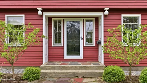 $735,000 | 47 Warwick Street, Pittsfield, MA 01201