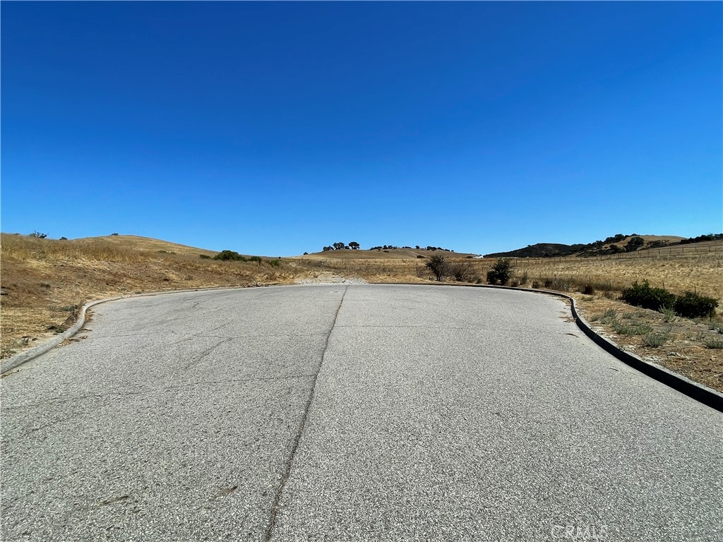 2140 Holly Drive Paso Robles, CA 93446 - Photo 4 of 4 a view of an ocean and beach