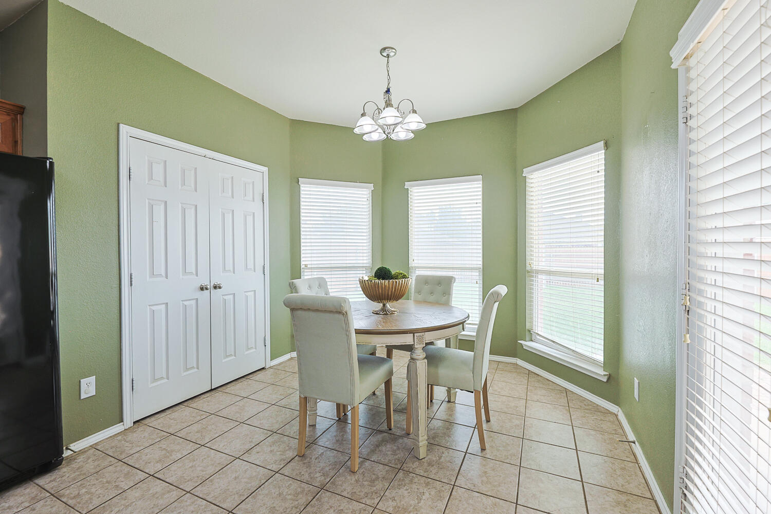 4919 Hanover Street Lubbock, TX 79416 - Photo 27 of 76 -