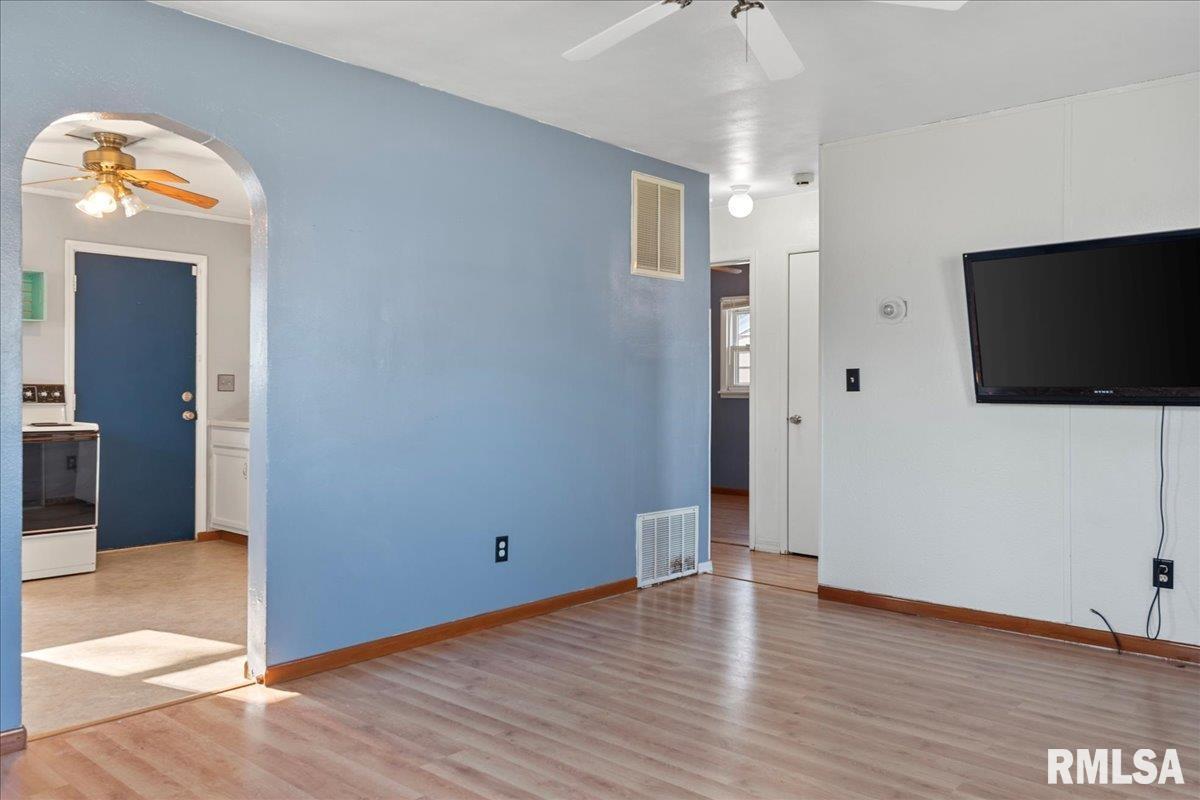 200 Highland Avenue Springfield, IL 62704 - Photo 8 of 22
