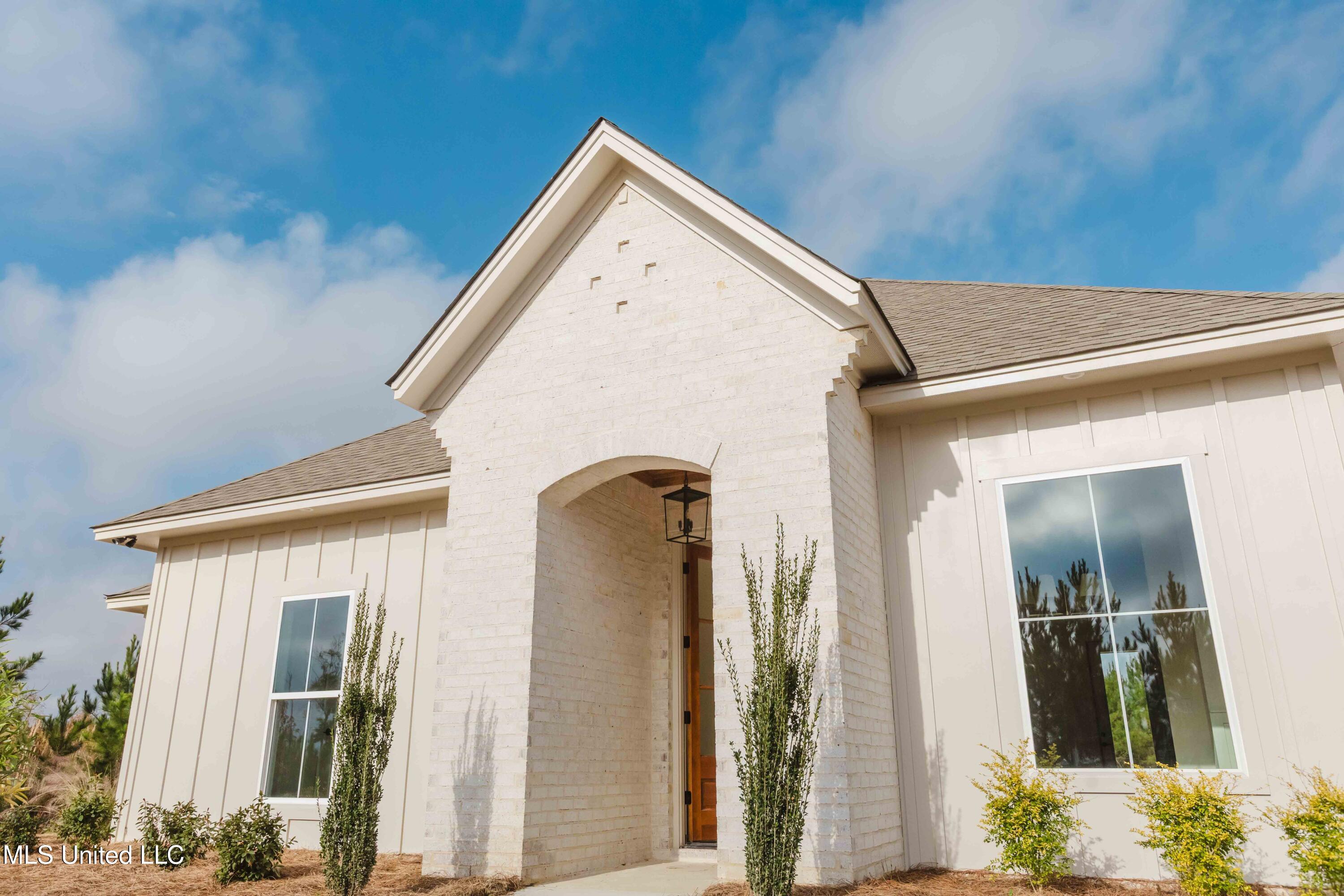 475 Stump Ridge Road Brandon, MS 39047 - Photo 15 of 51 front door angle