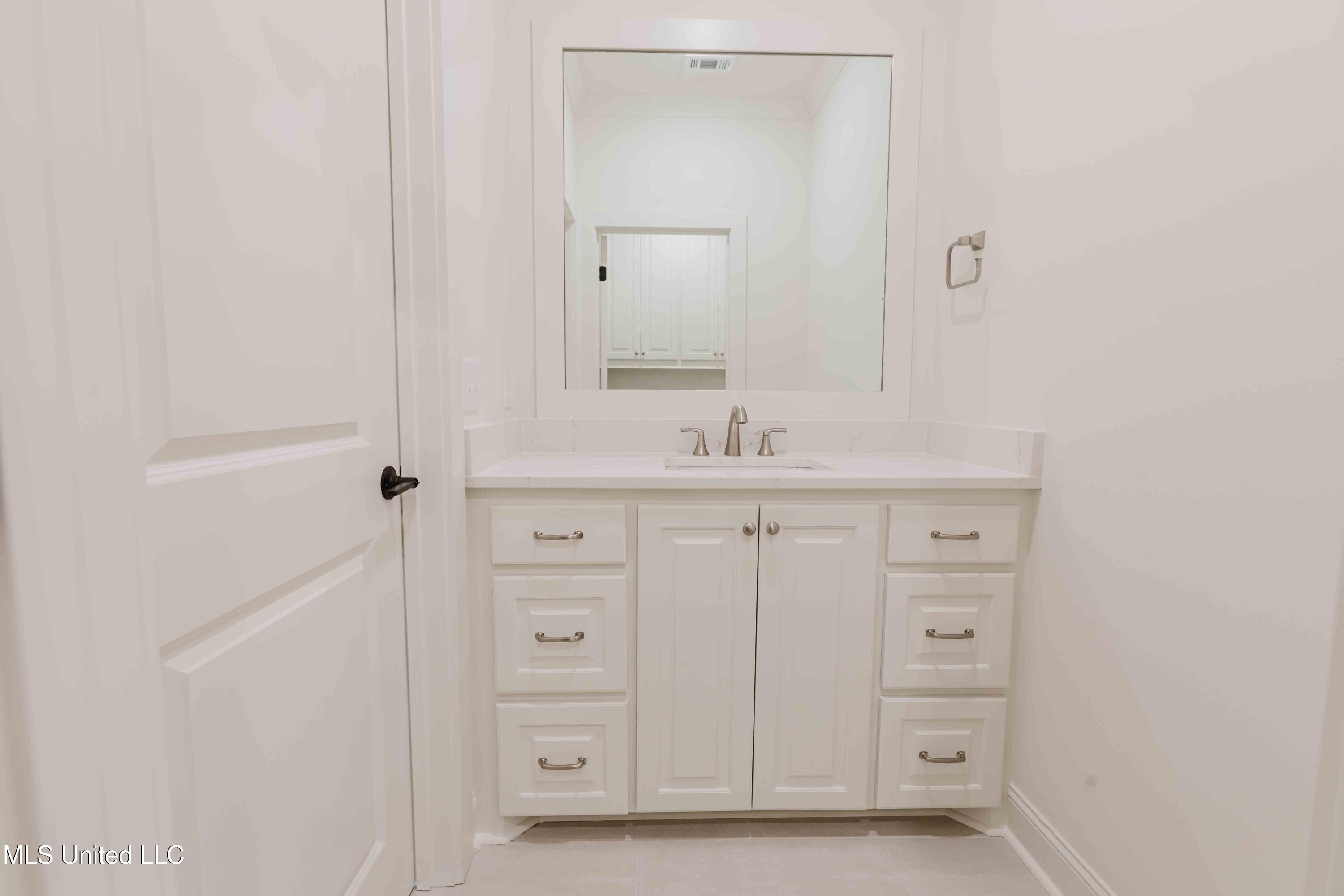 475 Stump Ridge Road Brandon, MS 39047 - Photo 47 of 51 sink