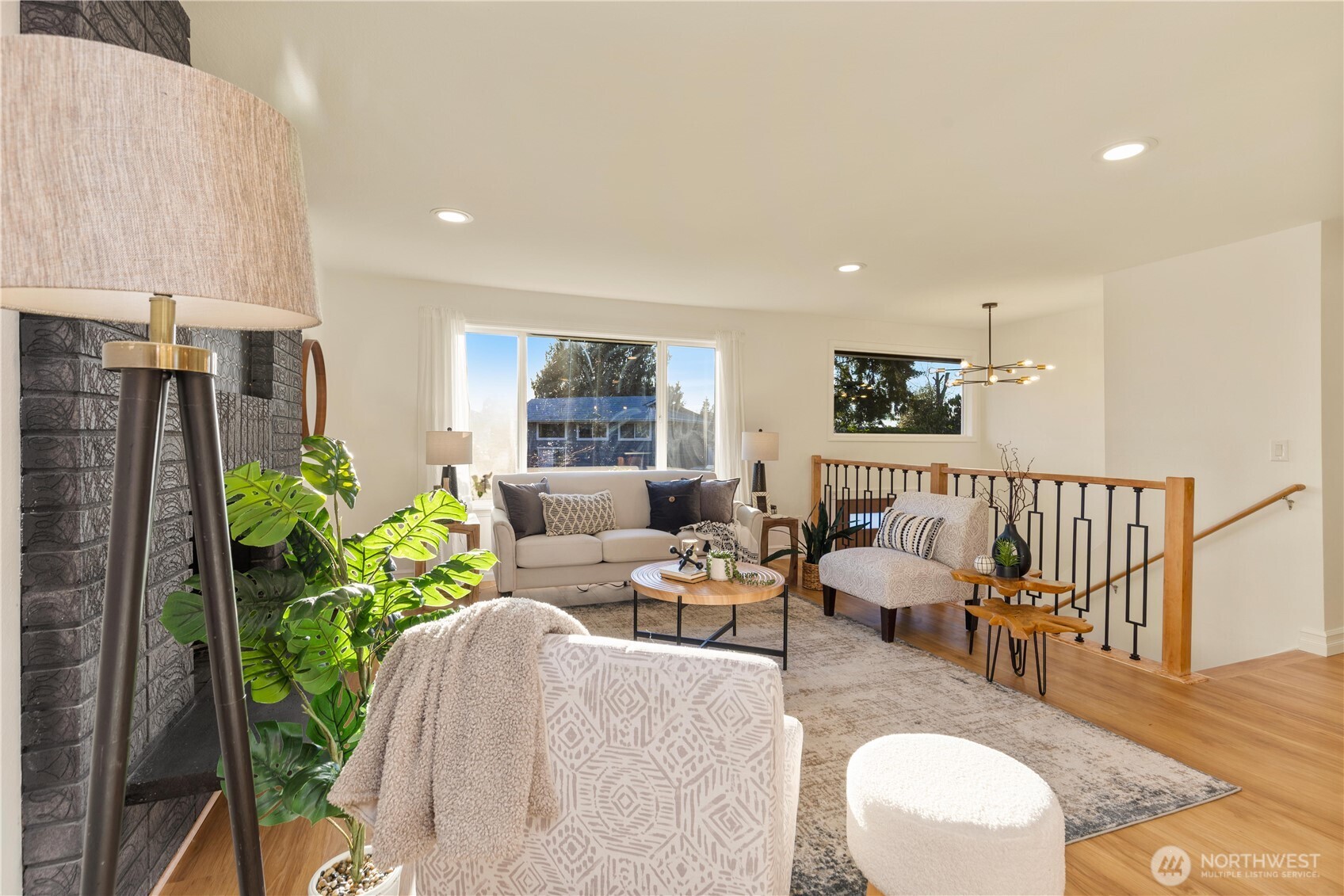 11306 25th Avenue Southwest Seattle, WA 98146 - Photo 13 of 35