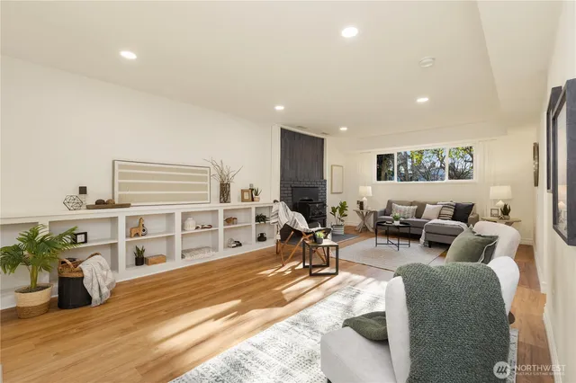 $799,950 | 11306 25th Avenue Southwest, Seattle, WA 98146