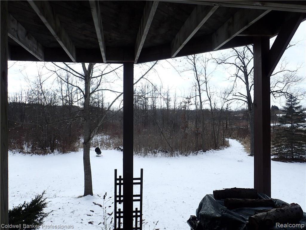 3259 West Newark Road Lapeer, MI 48446 - Photo 18 of 41 P2030008.JPG