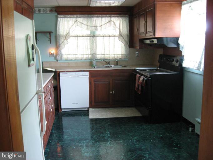 7978 Telegraph Road Severn, MD 21144 - Photo 13 of 17 Kitchen #2