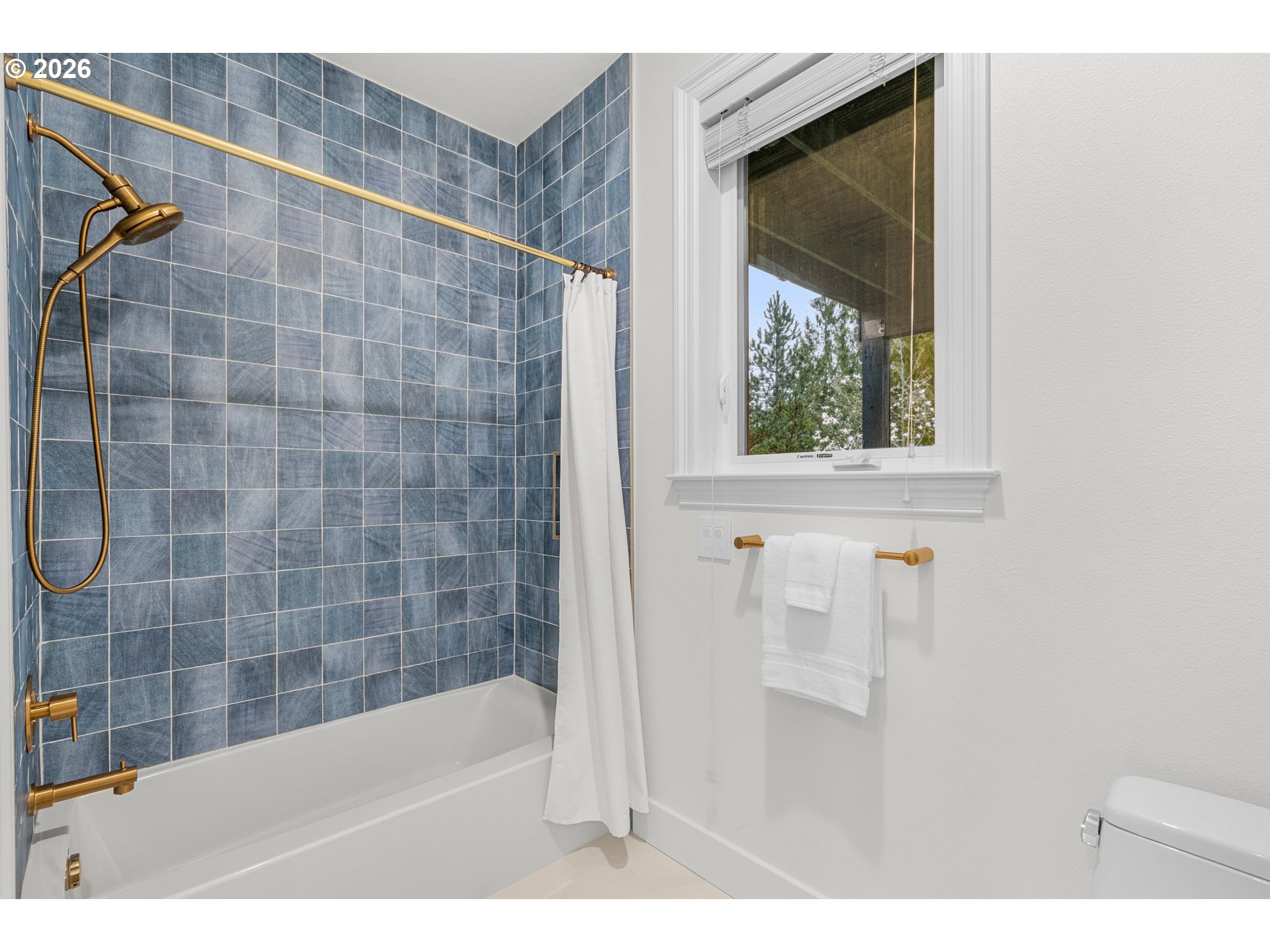 1811 Northwest Cedar Ridge Drive Portland, OR 97229 - Photo 38 of 48