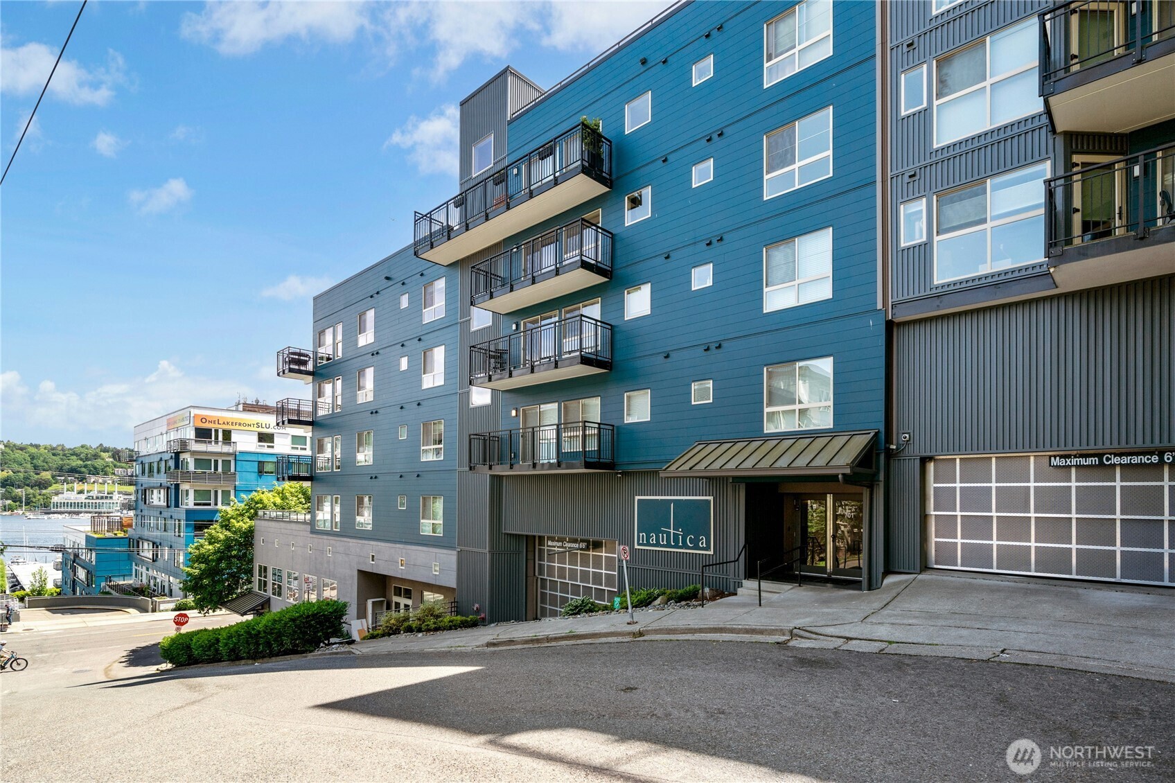 701 Galer Street, Unit 808 Seattle, WA 98109 - Photo 2 of 27 a front view of a building with street