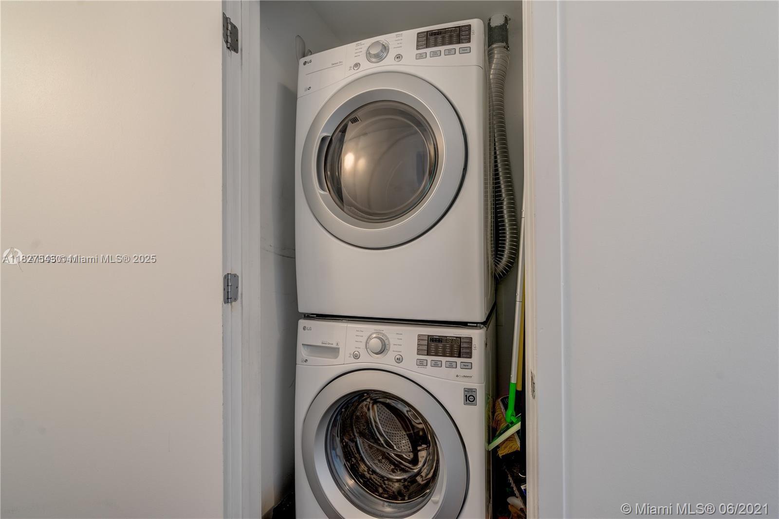3301 Northeast 1st Avenue, Unit H2009 Miami, FL 33137 - Photo 31 of 45 a view of entryway with washer and dryer