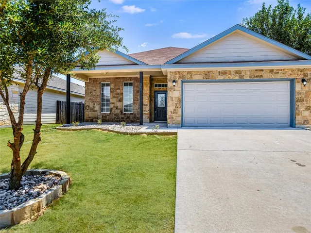 $260,000 | 217 Geode Lane, Jarrell, TX 76537