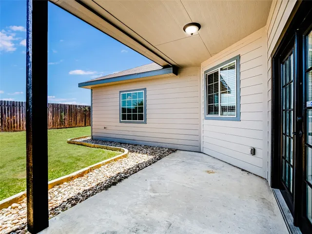 $260,000 | 217 Geode Lane, Jarrell, TX 76537