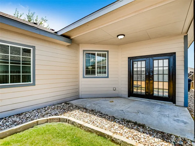 $260,000 | 217 Geode Lane, Jarrell, TX 76537