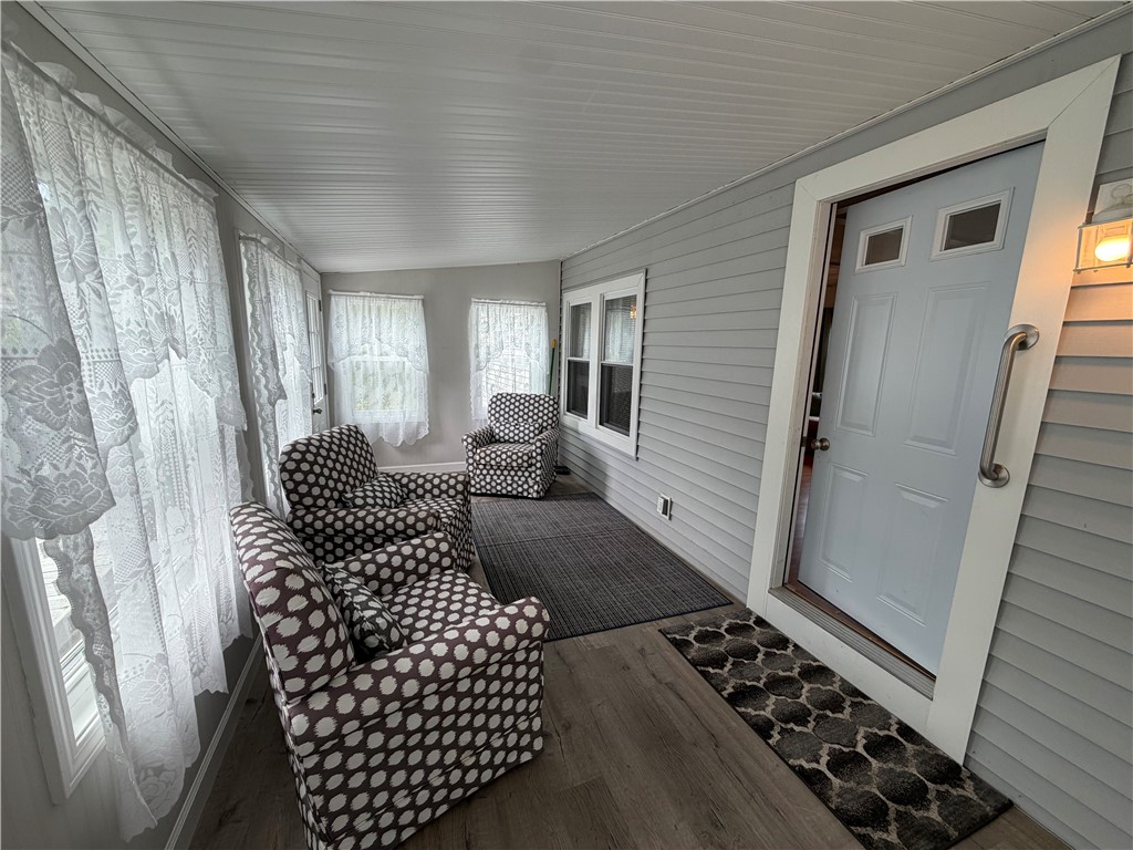 27 Woodward Road Lincoln, RI 02865 - Photo 5 of 23