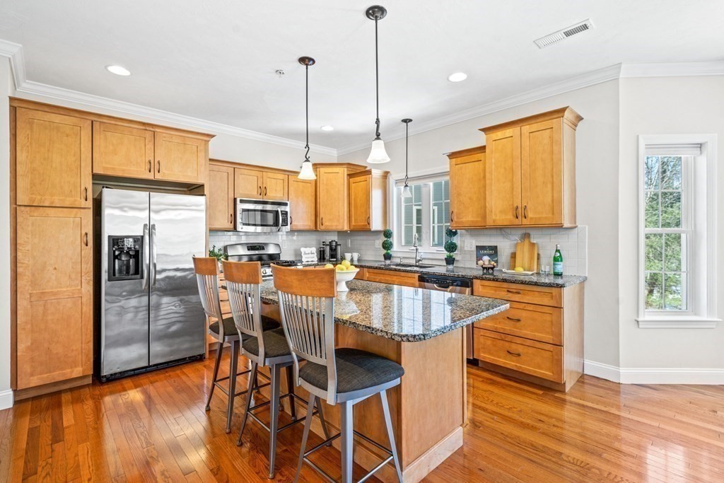 94 Compass Point North Andover, MA 01845 - Photo 8 of 34 Gallery Image 8