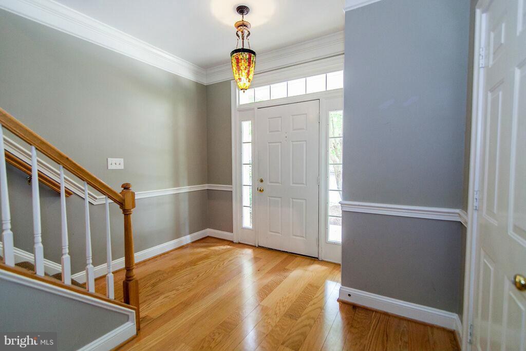 1306 Sundial Drive Reston, VA 20194 - Photo 3 of 24 Interior (General)