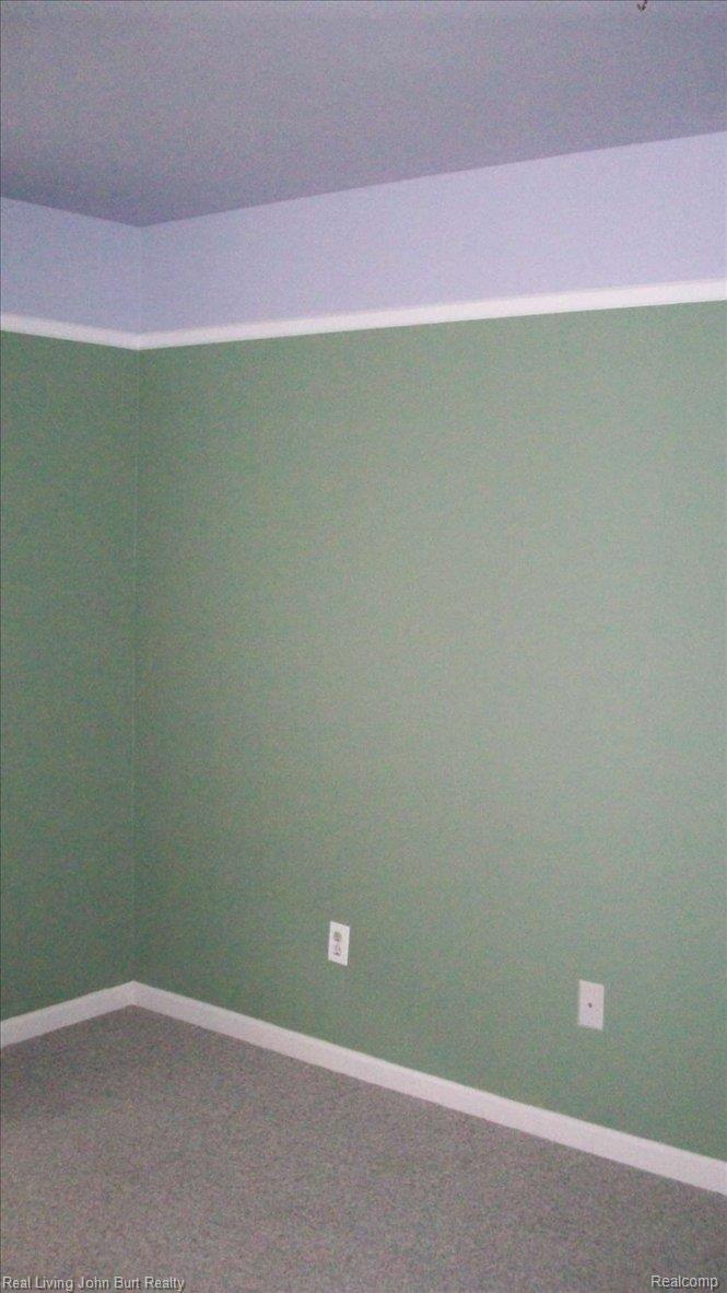 2191 Hummer Lake Road Oxford, MI 48371 - Photo 12 of 24 bed 3