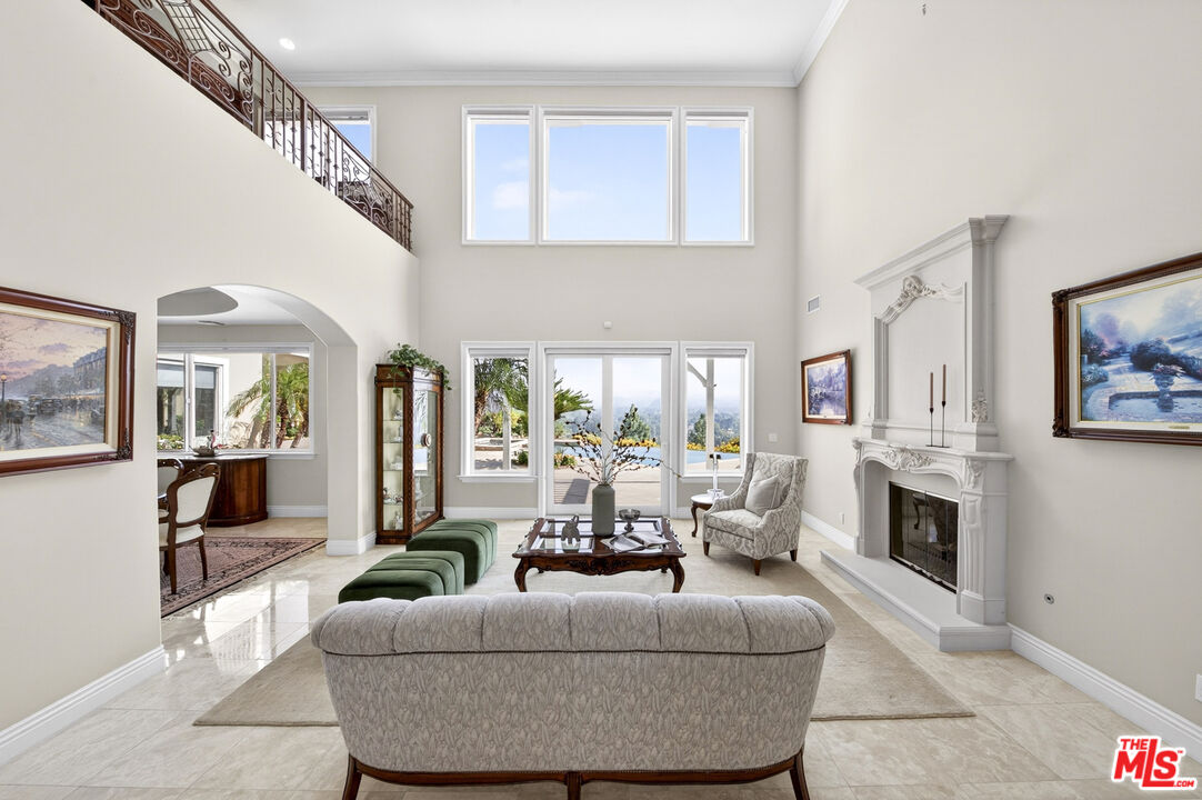 22355 South Summit Ridge Circle Chatsworth, CA 91311 - Photo 11 of 75