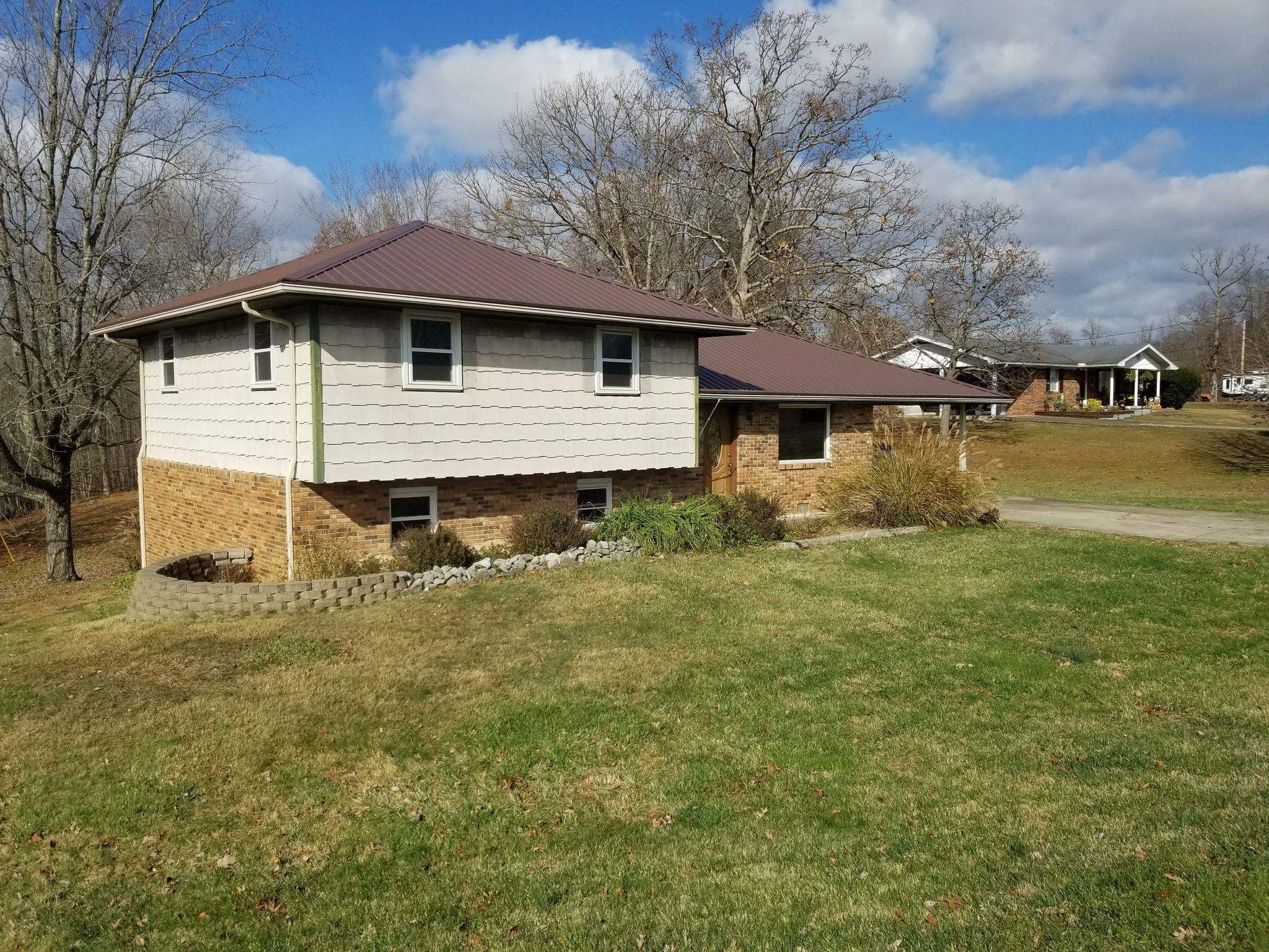 7621 Hall Ridge Road Ashland, KY 41102 - Photo 1 of 1