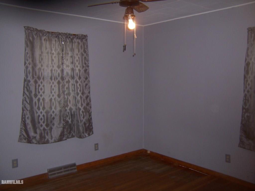 8030 South Gamble Hill Road Hanover, IL 61041 - Photo 6 of 15 a view of a small space