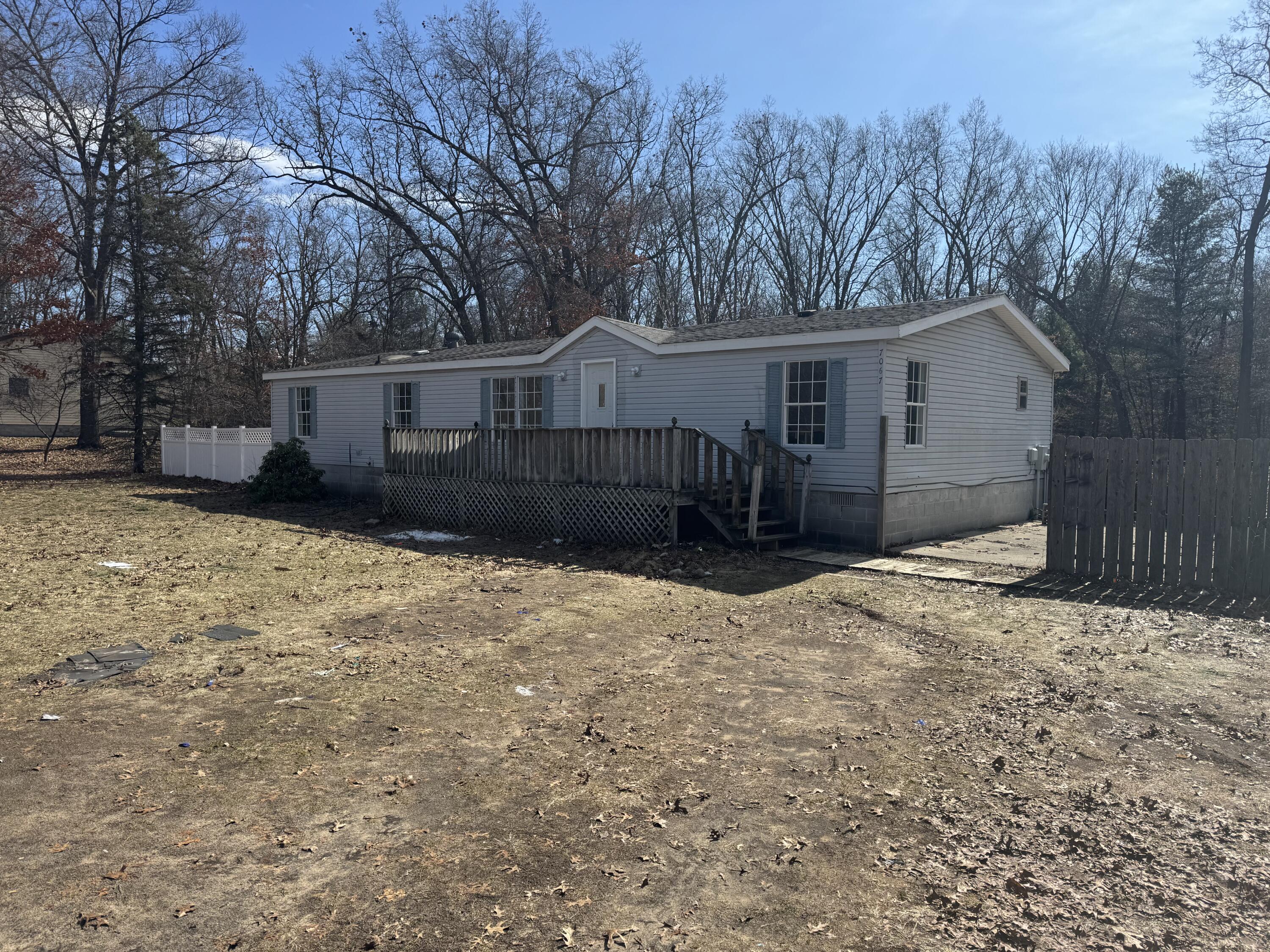 7067 Hall Road Muskegon, MI 49442 - Photo 1 of 28 IMG_9523