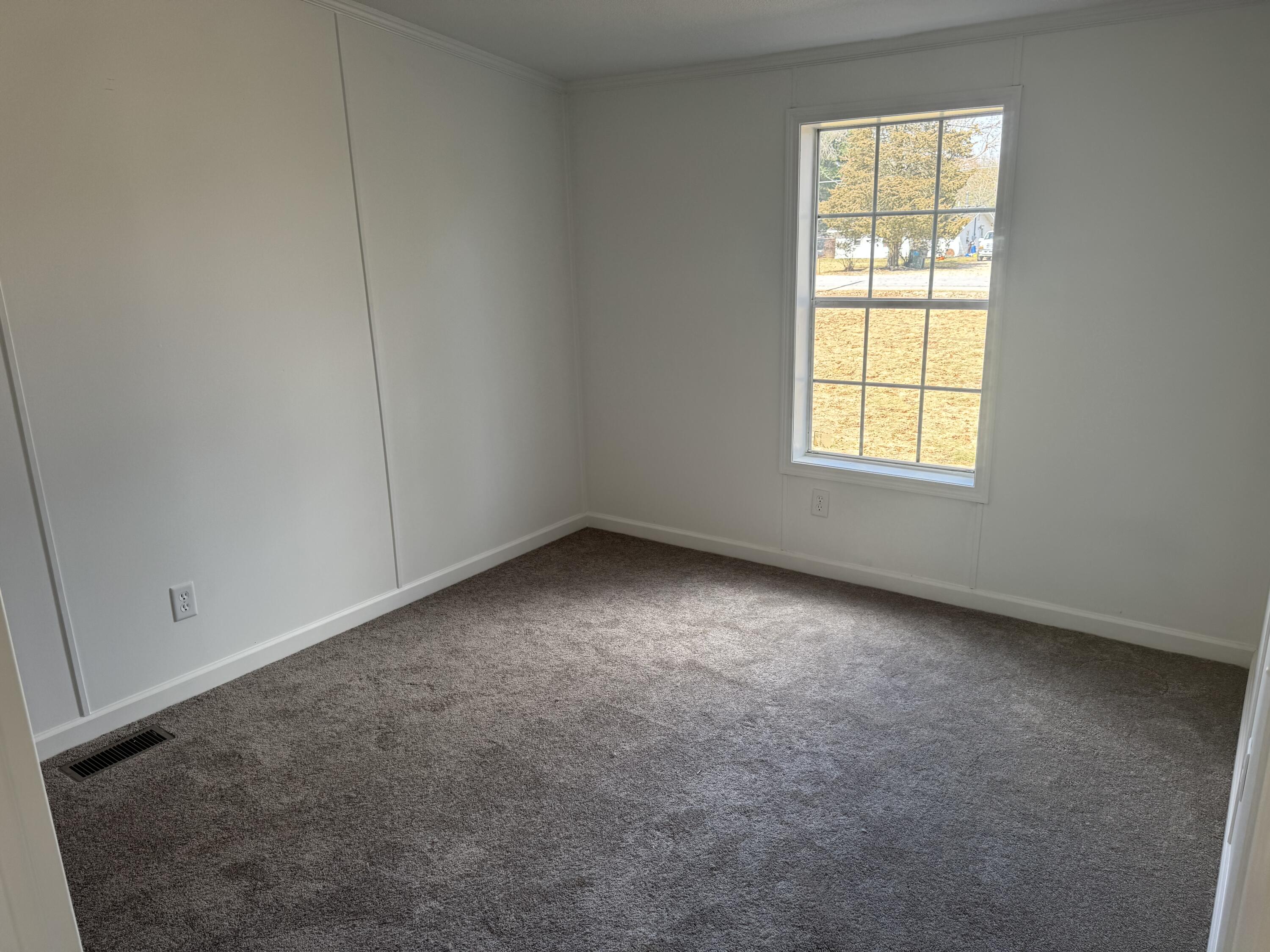 7067 Hall Road Muskegon, MI 49442 - Photo 17 of 29 IMG_9501