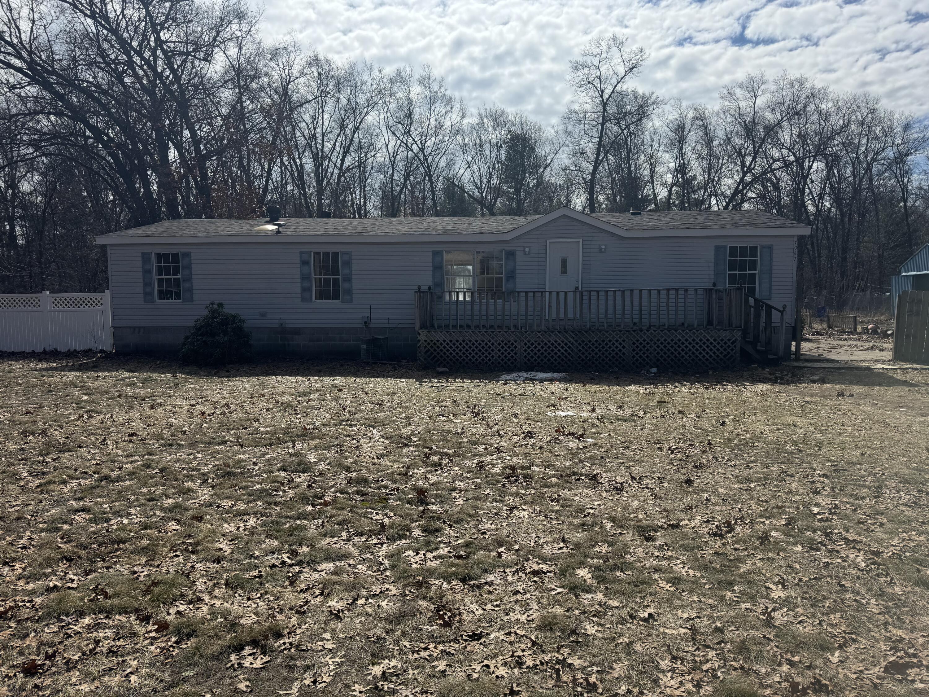 7067 Hall Road Muskegon, MI 49442 - Photo 20 of 28 IMG_9487
