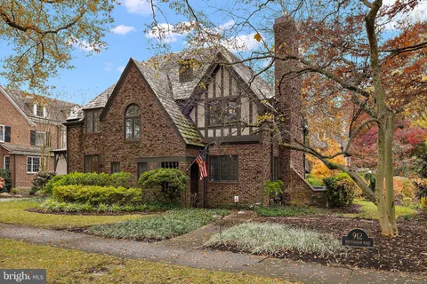 $1,200,000 | 912 Nottingham Road, Wilmington, DE 19805