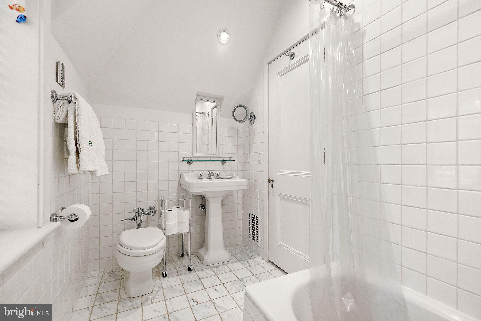 912 Nottingham Road Wilmington, DE 19805 - Photo 32 of 49