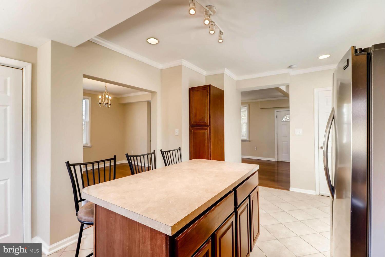 2724 Georgetown Road Baltimore, MD 21230 - Photo 14 of 27 Kitchen