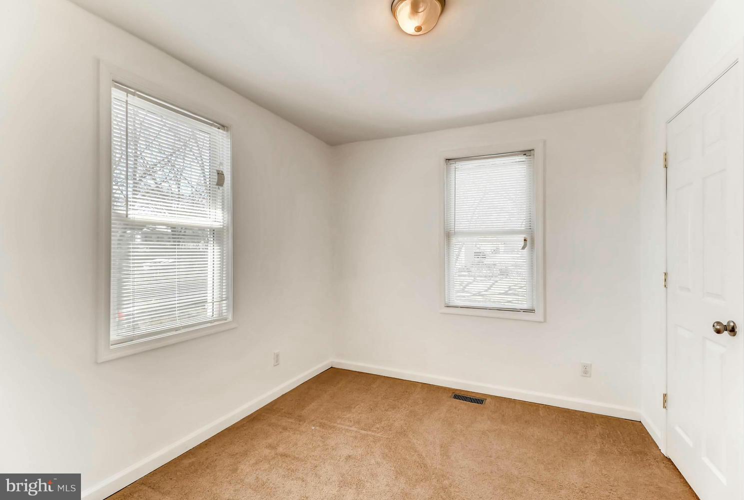 2724 Georgetown Road Baltimore, MD 21230 - Photo 19 of 27 Bedroom #2