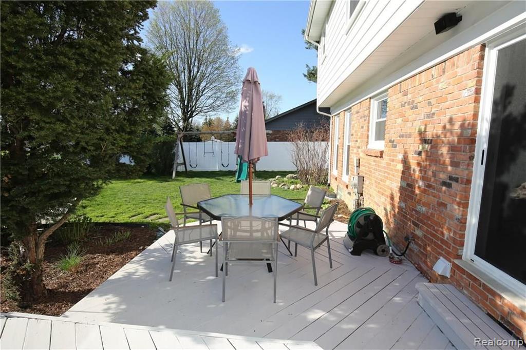 925 Bridgestone Drive Rochester Hills, MI 48309 - Photo 49 of 54