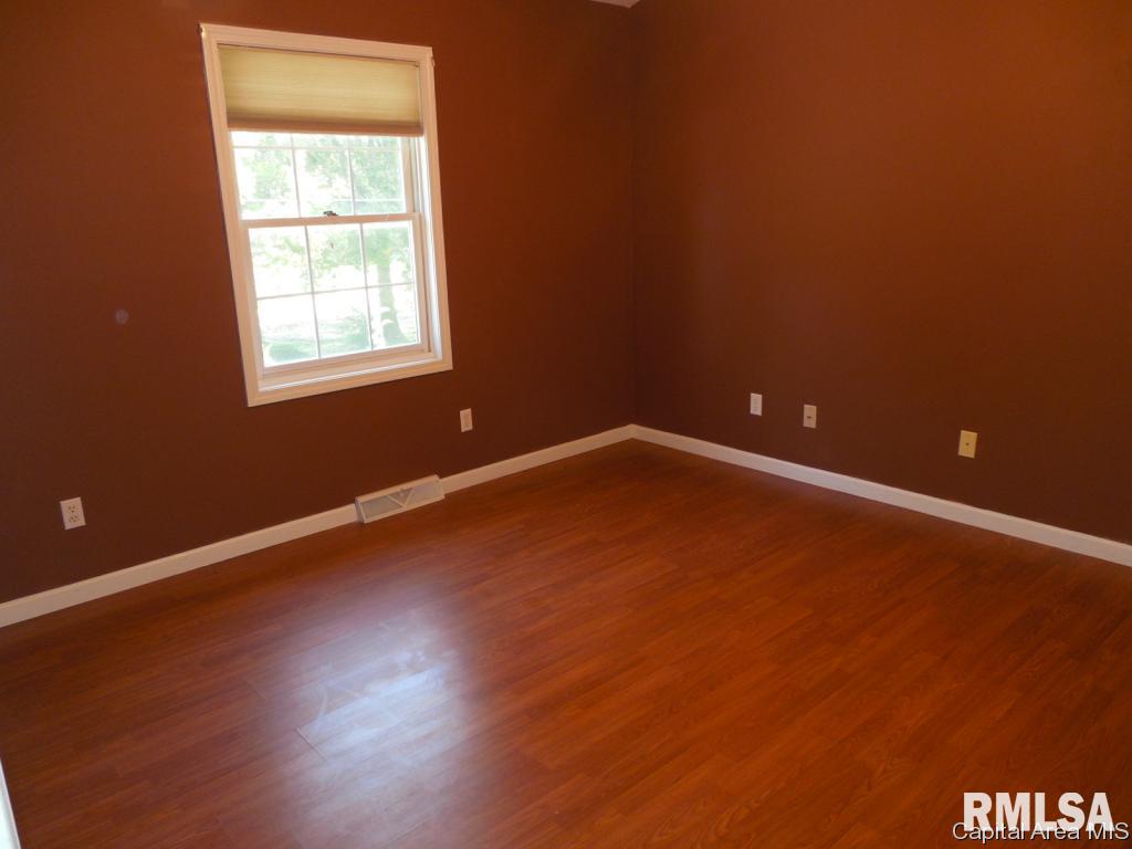 8220 Hunt Road Springfield, IL 62712 - Photo 8 of 18