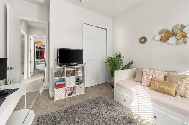 $600,000 | 11918 Southwest 32nd Lane, Gainesville, FL 32608