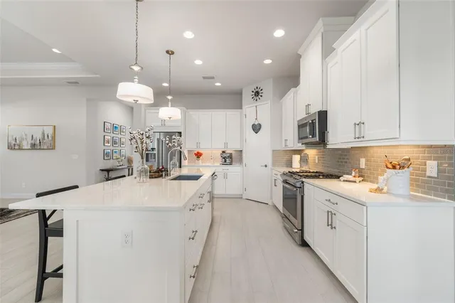 $600,000 | 11918 Southwest 32nd Lane, Gainesville, FL 32608