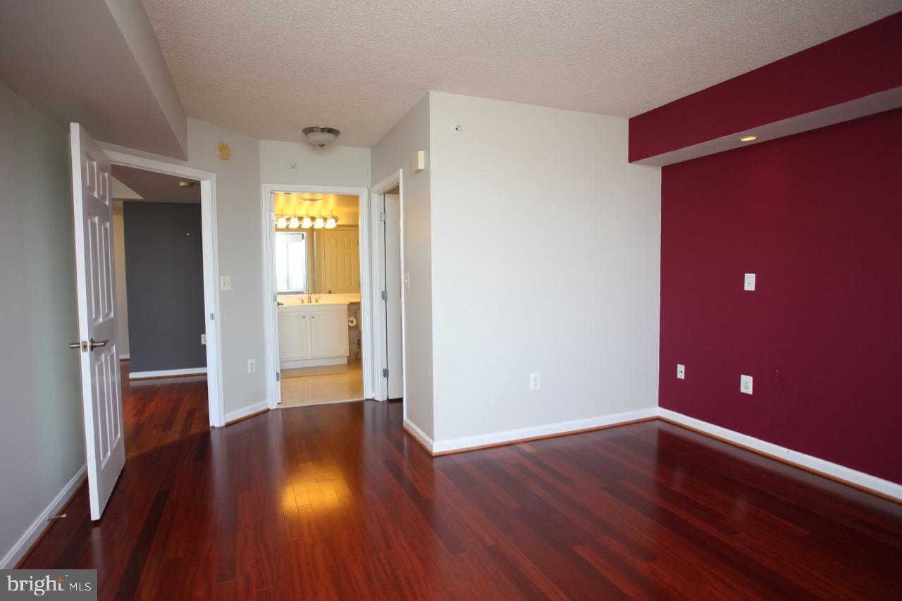 11710 Old Georgetown Road, Unit 1317 North Bethesda, MD 20852 - Photo 26 of 44