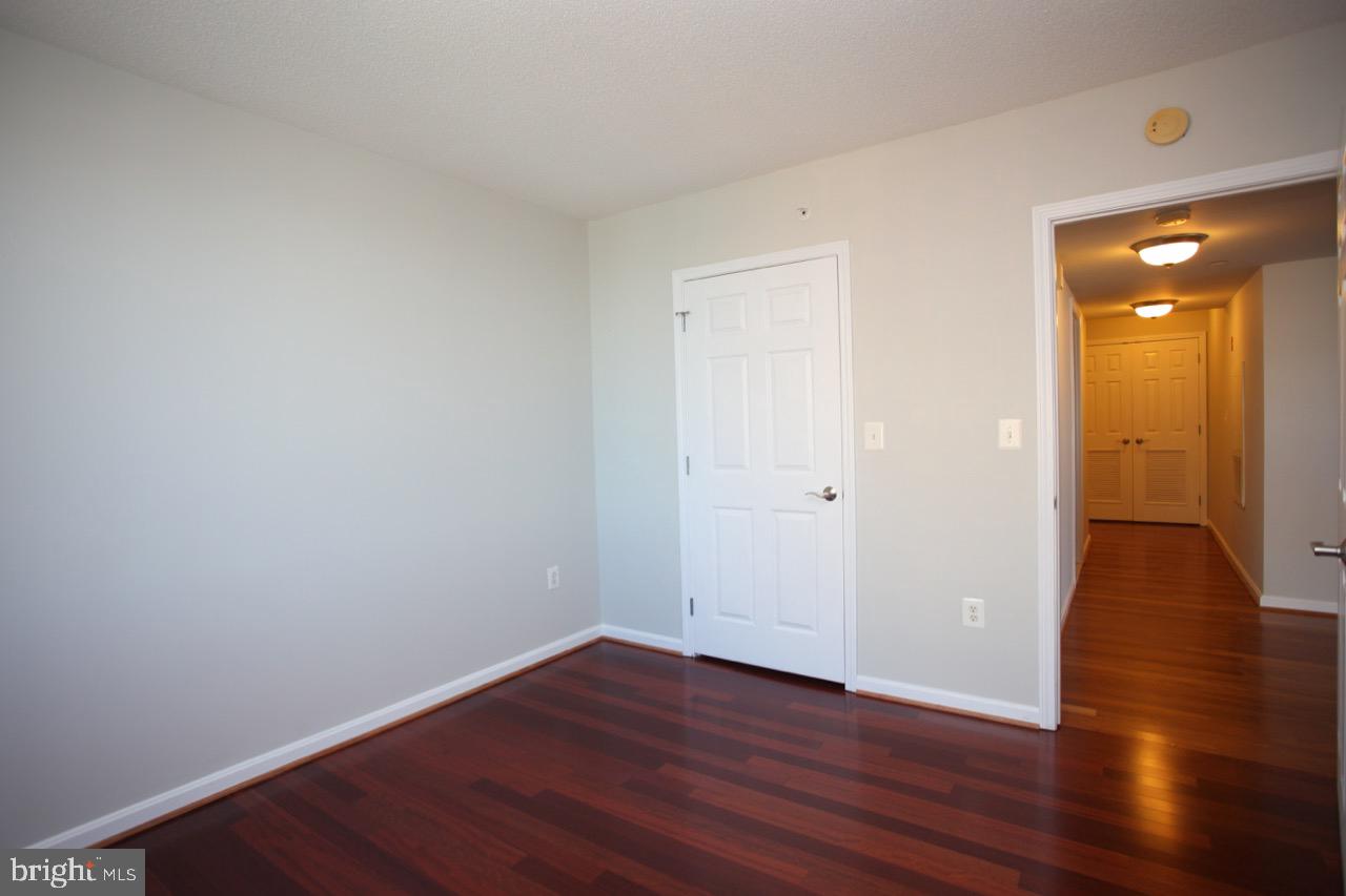 11710 Old Georgetown Road, Unit 1317 North Bethesda, MD 20852 - Photo 33 of 44