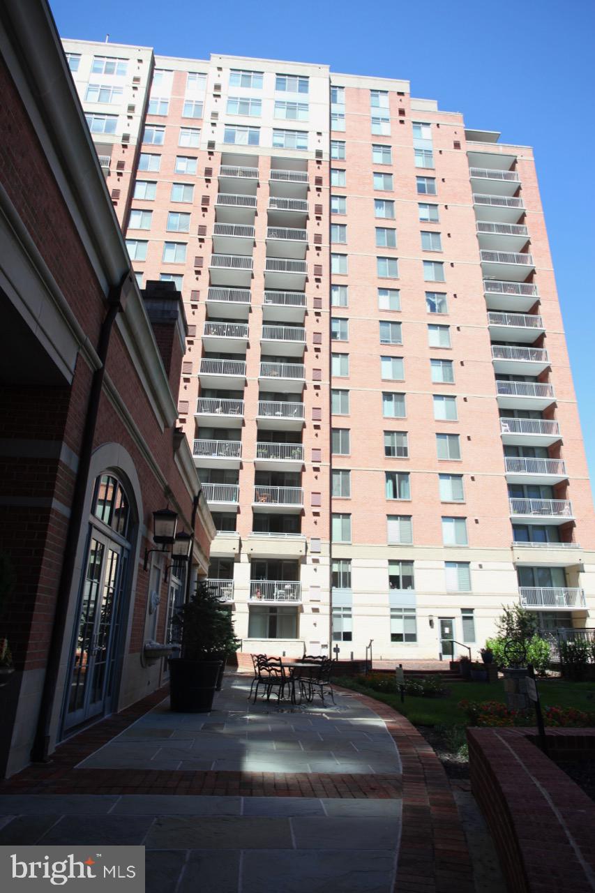 11710 Old Georgetown Road, Unit 1317 North Bethesda, MD 20852 - Photo 41 of 44