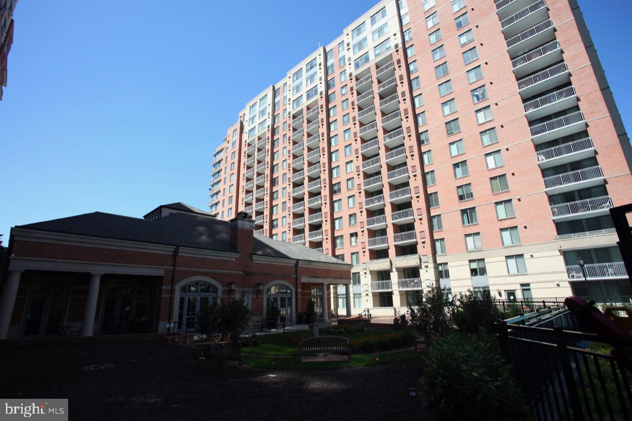 11710 Old Georgetown Road, Unit 1317 North Bethesda, MD 20852 - Photo 42 of 44