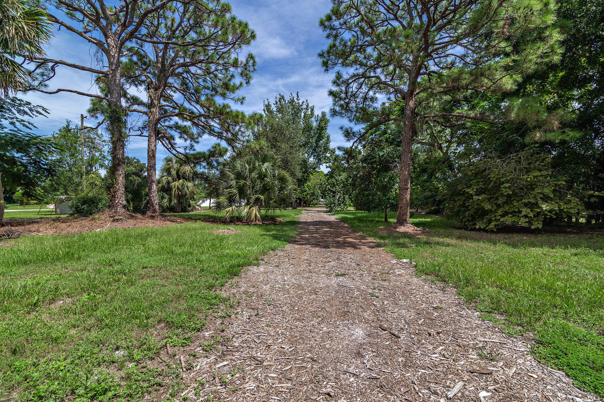19463 Camp Lane Jupiter, FL 33458 - Photo 11 of 12 19463 Camp Lane, Jupiter