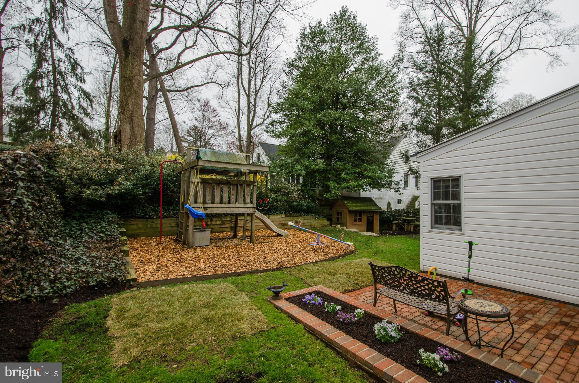 8822 Ridge Road Bethesda, MD 20817 - Photo 19 of 20 a view of a house with backyard
