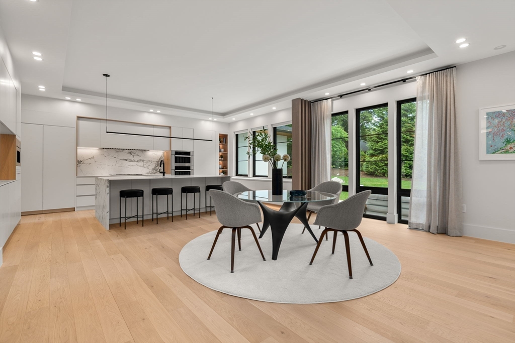 9 Bellevue Road Wellesley, MA 02481 - Photo 8 of 42