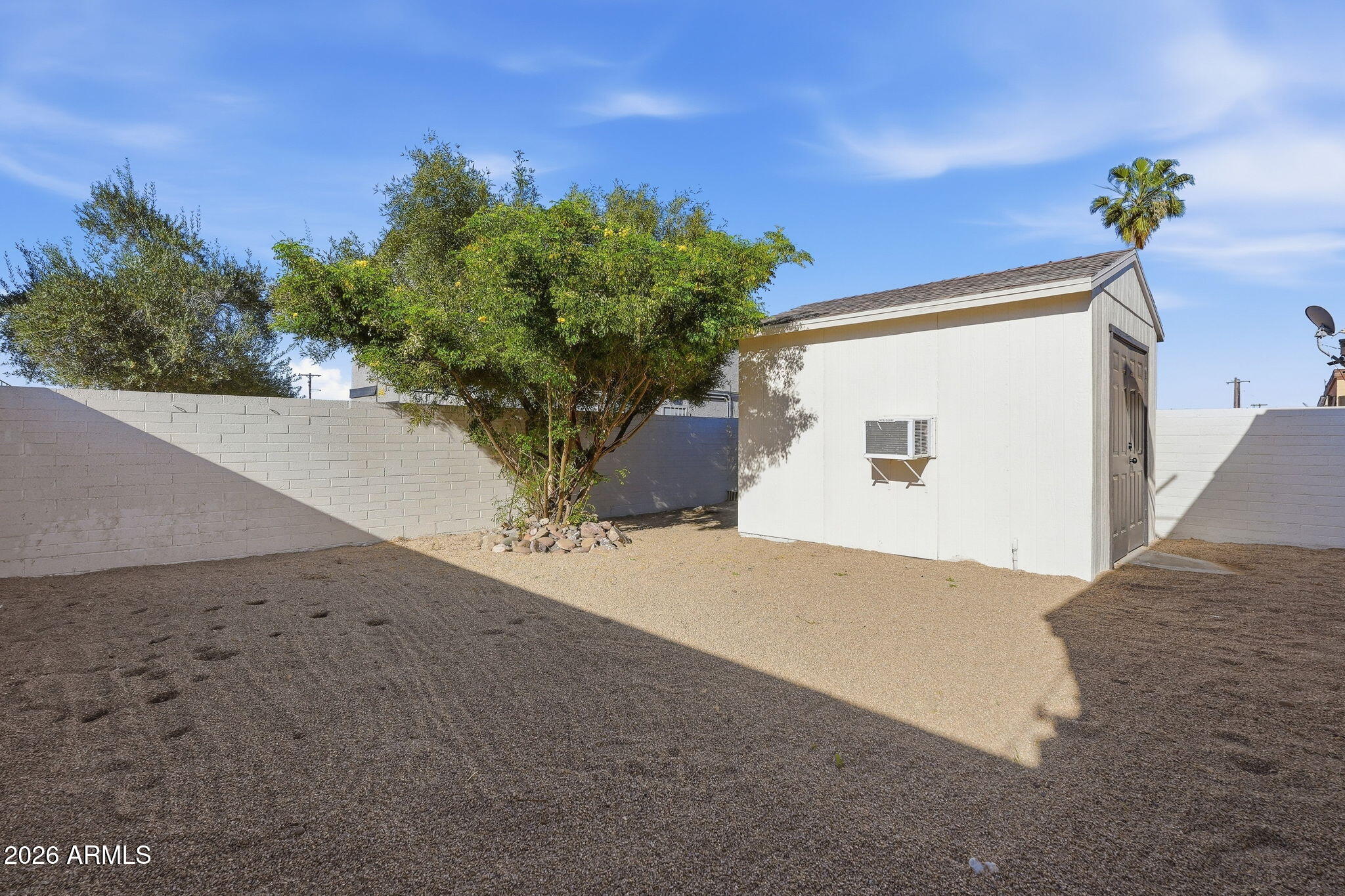 720 East Dobbins Road Phoenix, AZ 85042 - Photo 31 of 34 Backyard